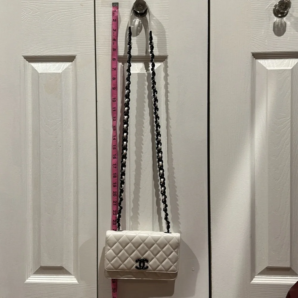 Chanel timeless wallet on chain trendy